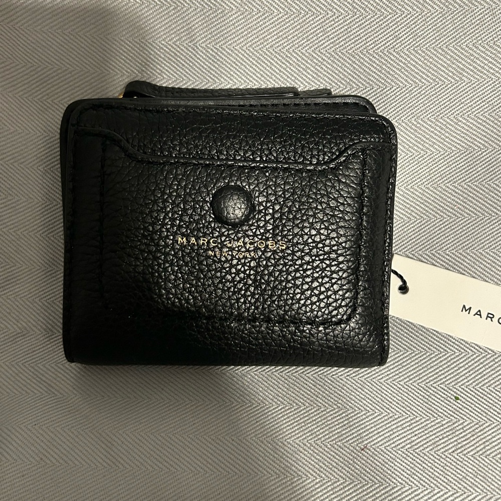 Marc Jacobs Textured Black Wallet
